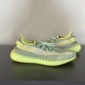 adidas Yeezy Boost 350 V2
Yeezreel (Reflective)